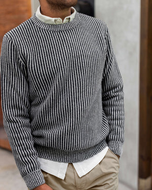 Vale Sweater / Lines