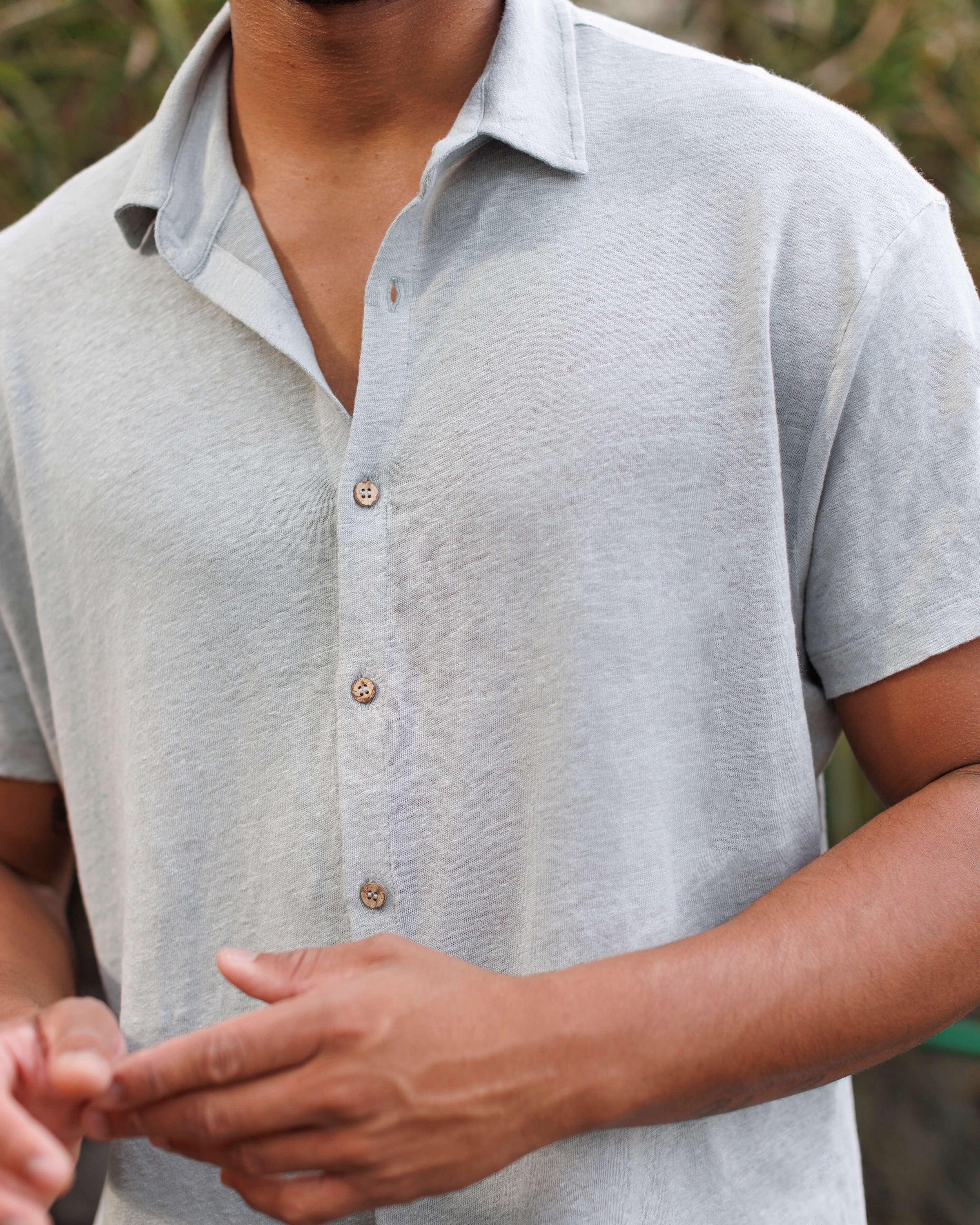 Knit Ola Linen Short Sleeve Button Up Shirt - Sustainable French Linen / Faded Silver Steel