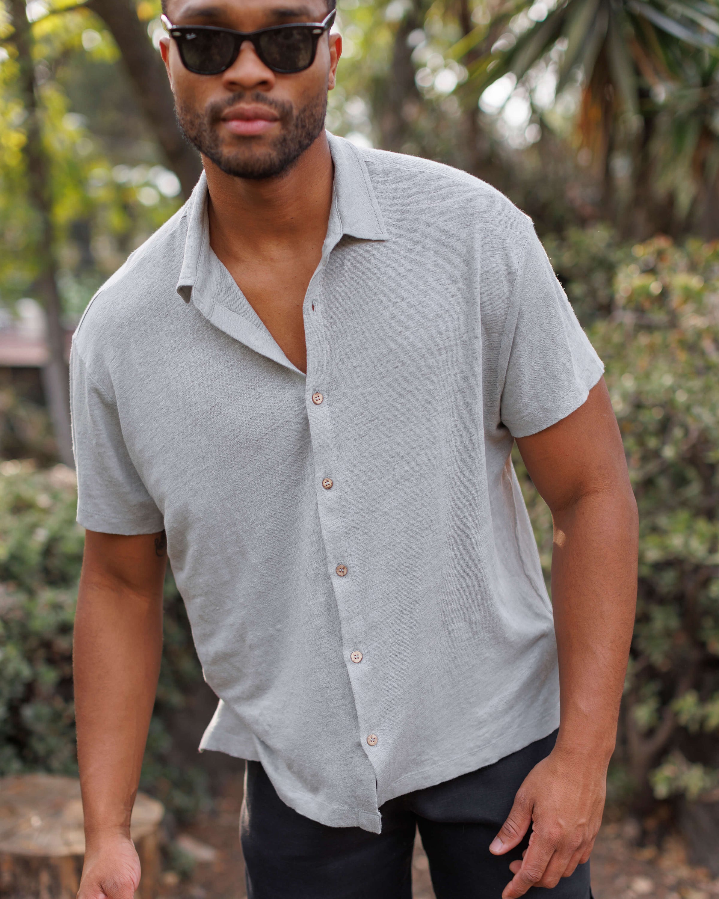 Knit Ola Linen Short Sleeve Button Up Shirt - Sustainable French Linen / Faded Silver Steel