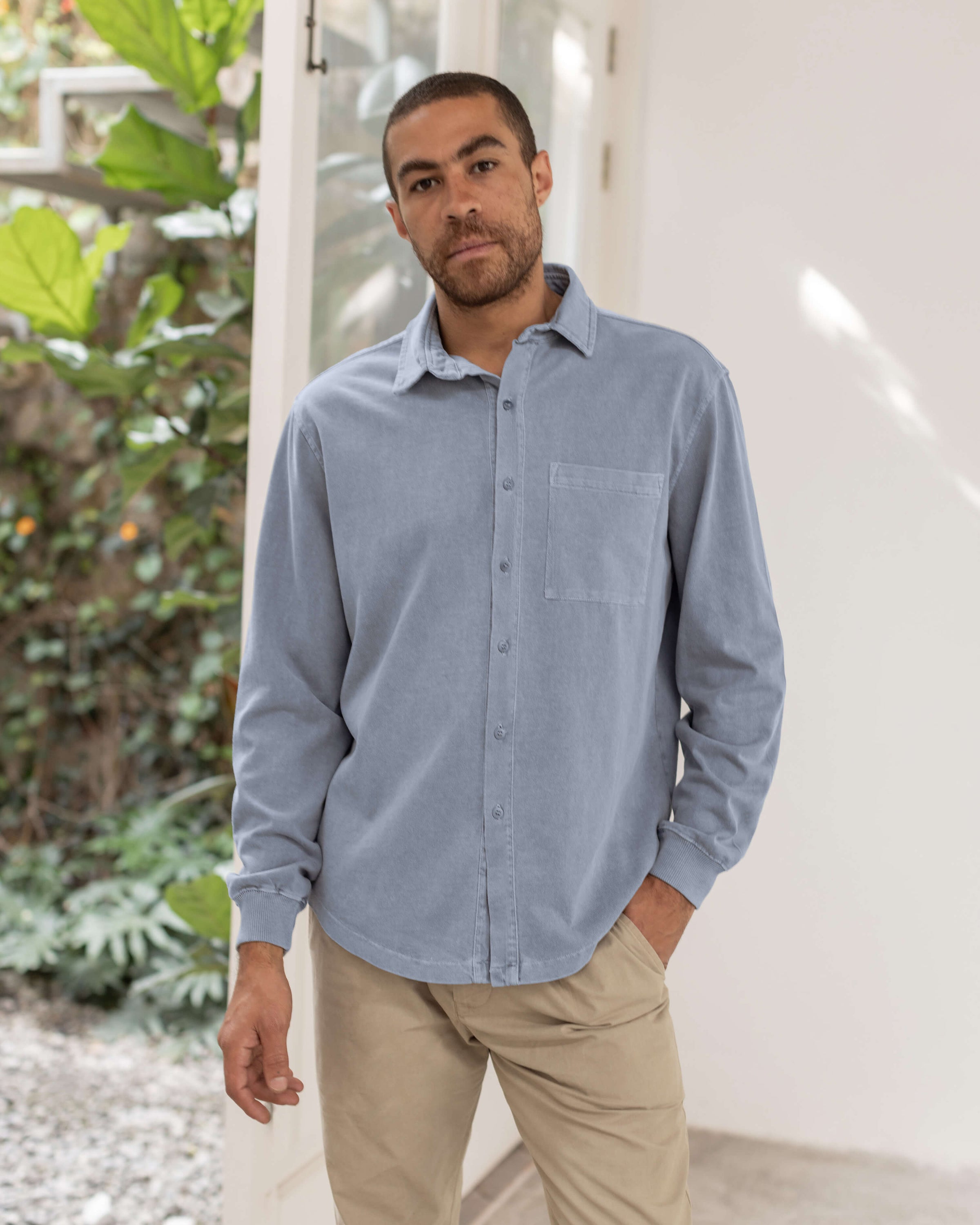 Caza Slubbly Organic Cotton Button Up Shirt / Faded Blue Wave