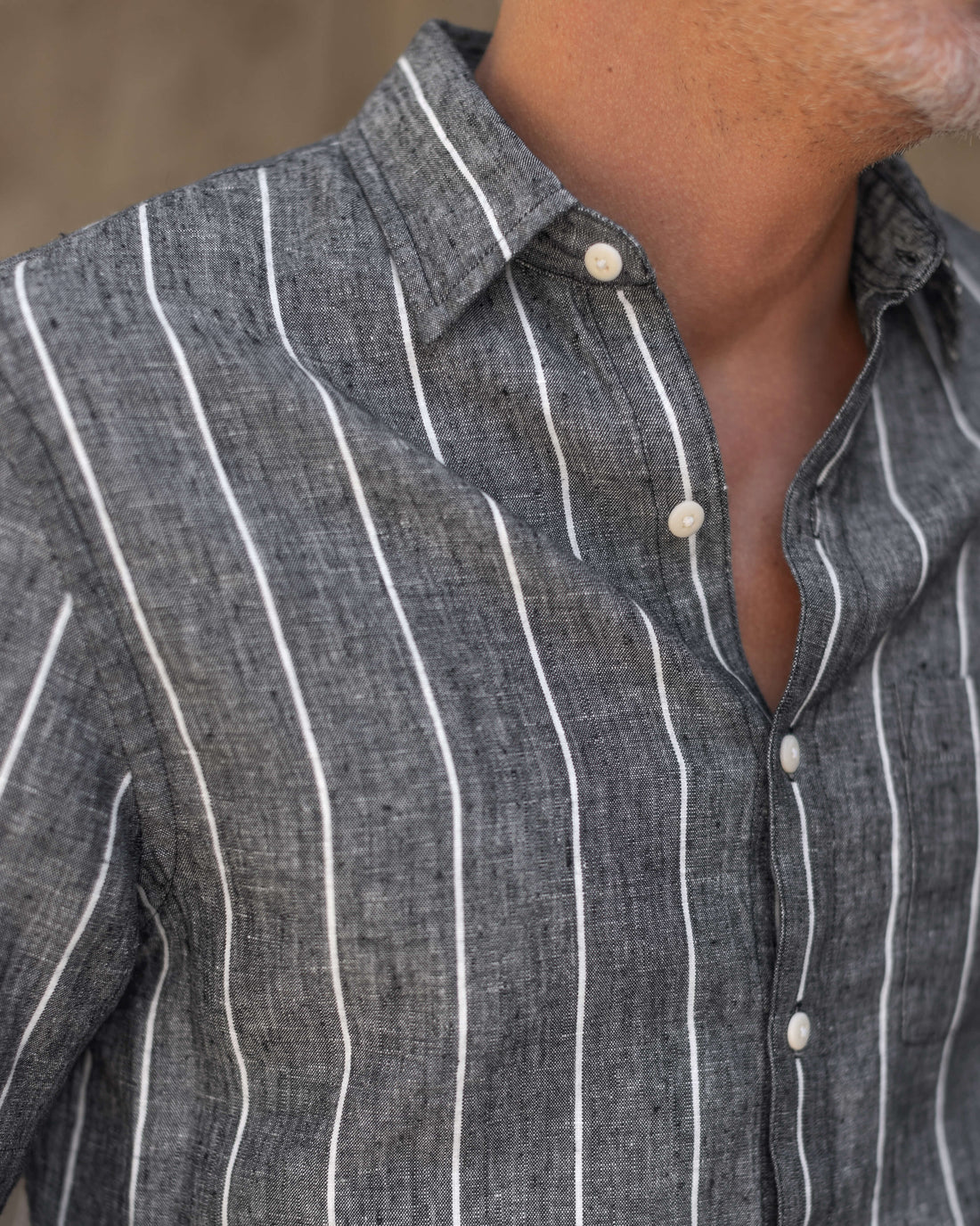 Ola Linen Short Sleeve Shirt - Sustainable French Linen / Chalk Stripe