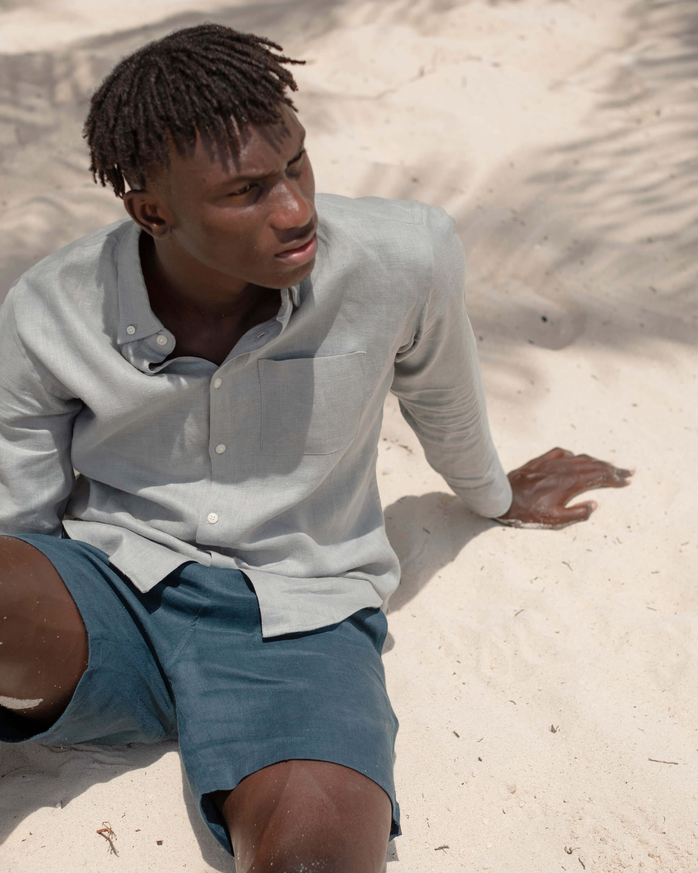 Playa Linen Button-Down Shirt - Sustainable French Linen / Faded Silver Steel