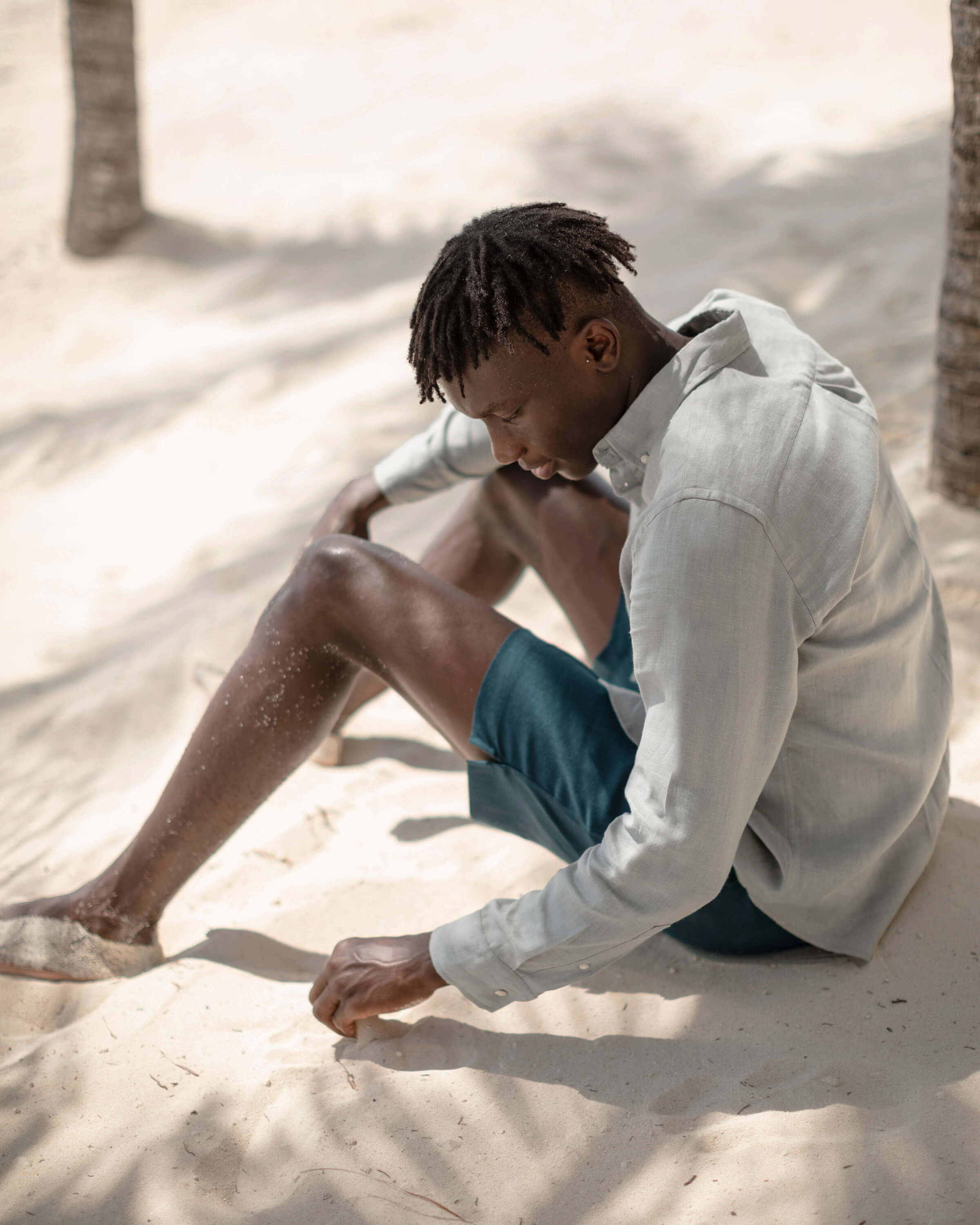 Playa Linen Button-Down Shirt - Sustainable French Linen / Faded Silver Steel