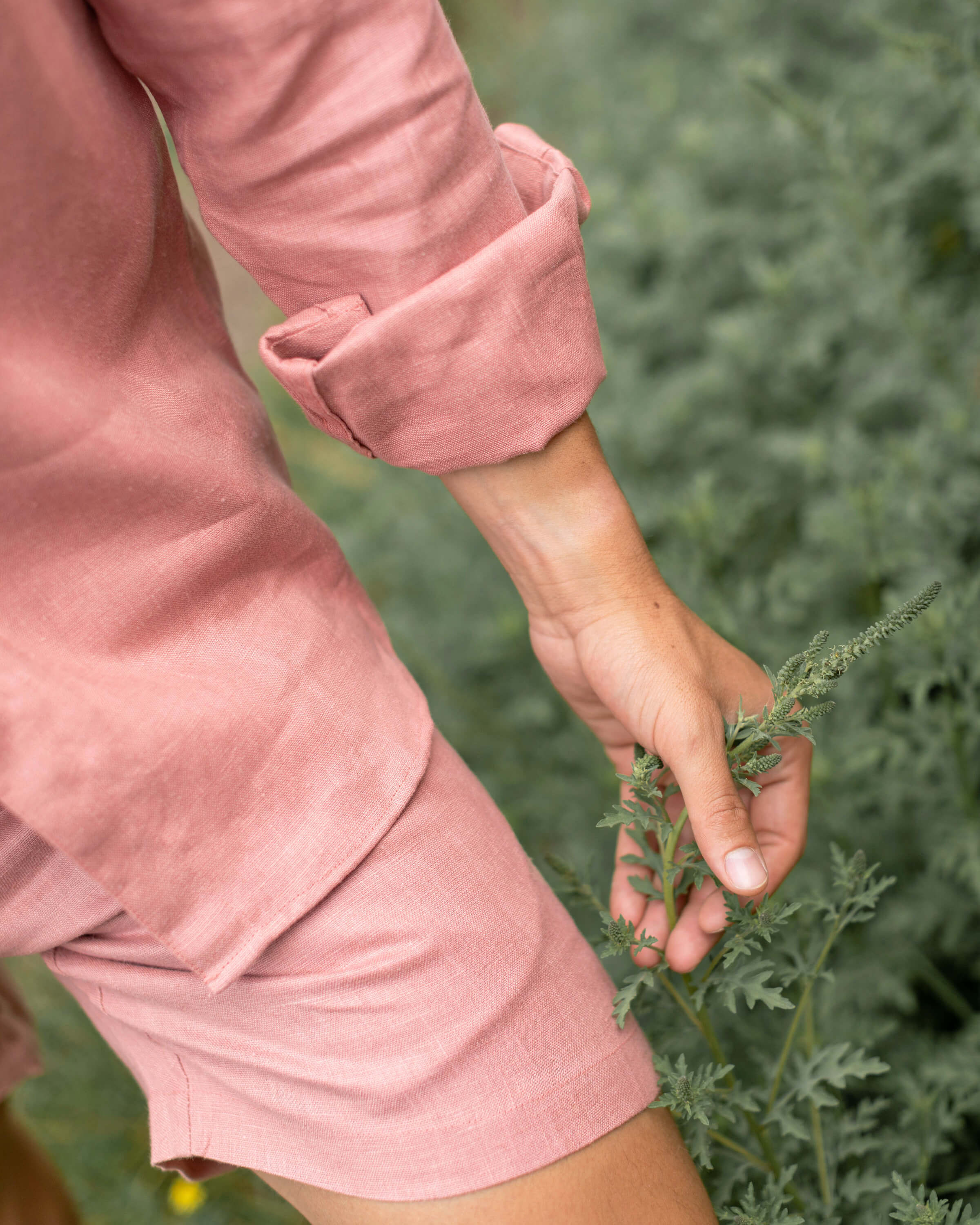Playa Linen Button-Down Shirt - Sustainable French Linen / Faded Pink Watermelon