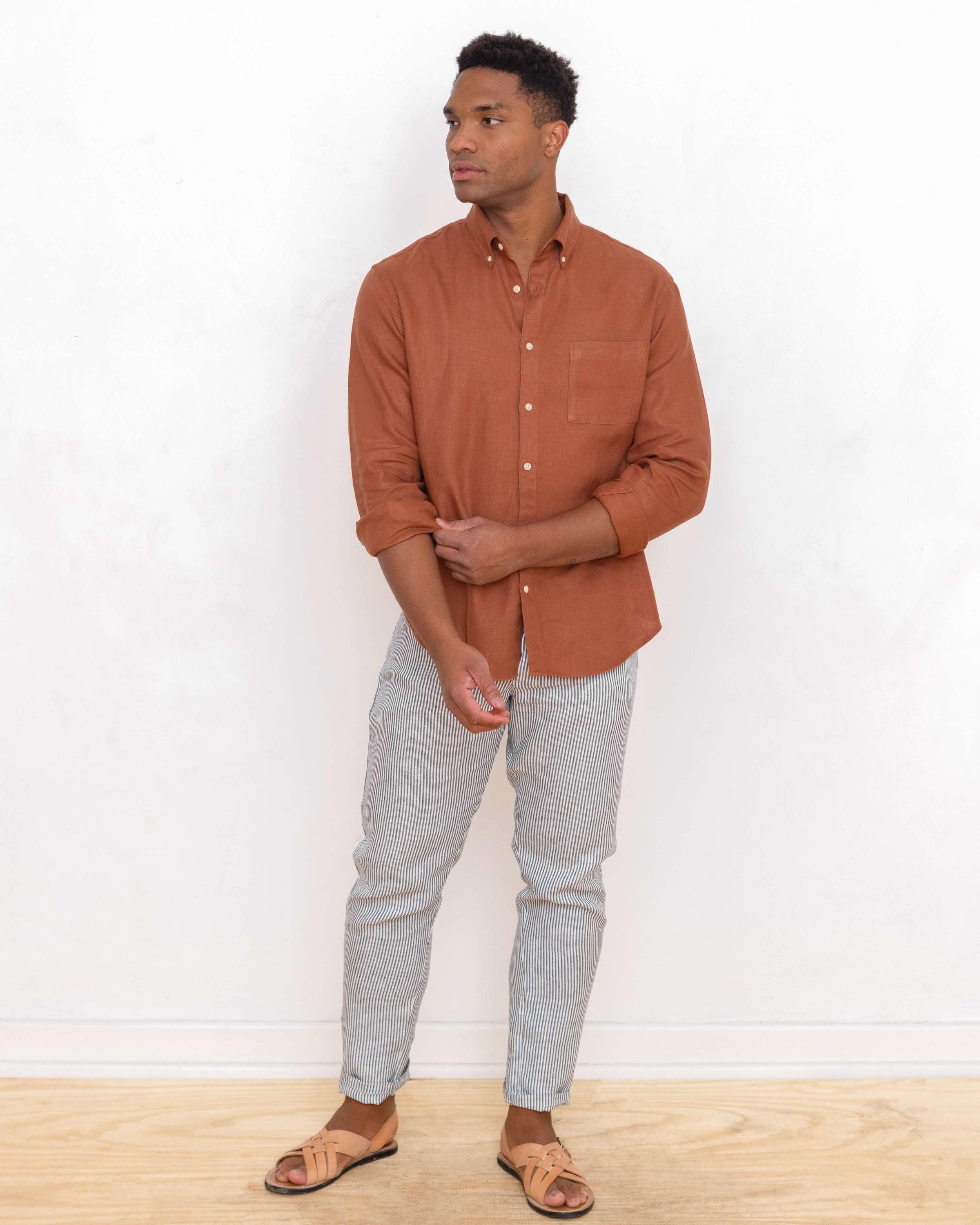 Playa Linen Button-Down Shirt - Sustainable French Linen / Faded Red Sequoia