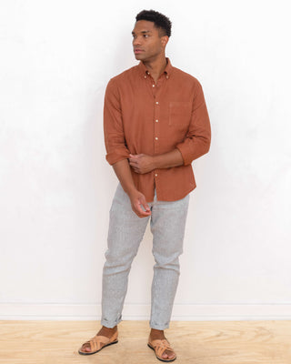 Playa Linen Button-Down Shirt - Sustainable French Linen / Faded Red Sequoia